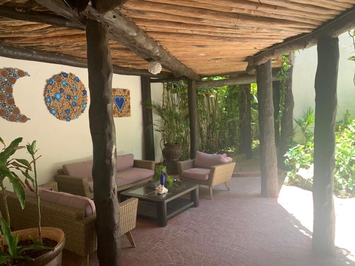Casa Caribe カンクン エクステリア 写真 The interior of the hotel
