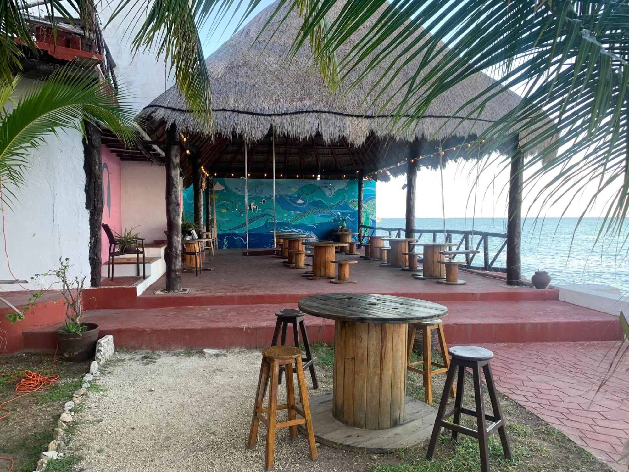 Casa Caribe カンクン エクステリア 写真 Beach bar in Akumal