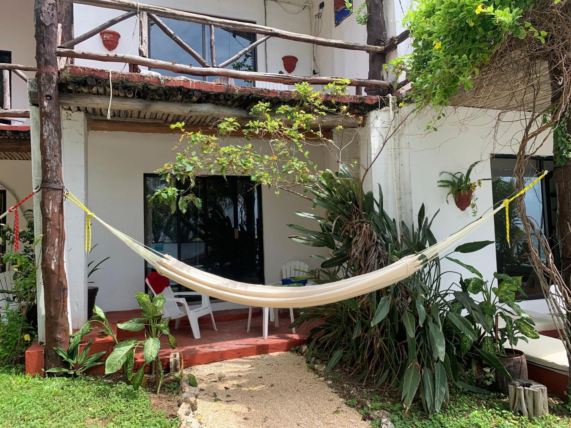 Casa Caribe カンクン エクステリア 写真 Hammock in Tulum, Mexico